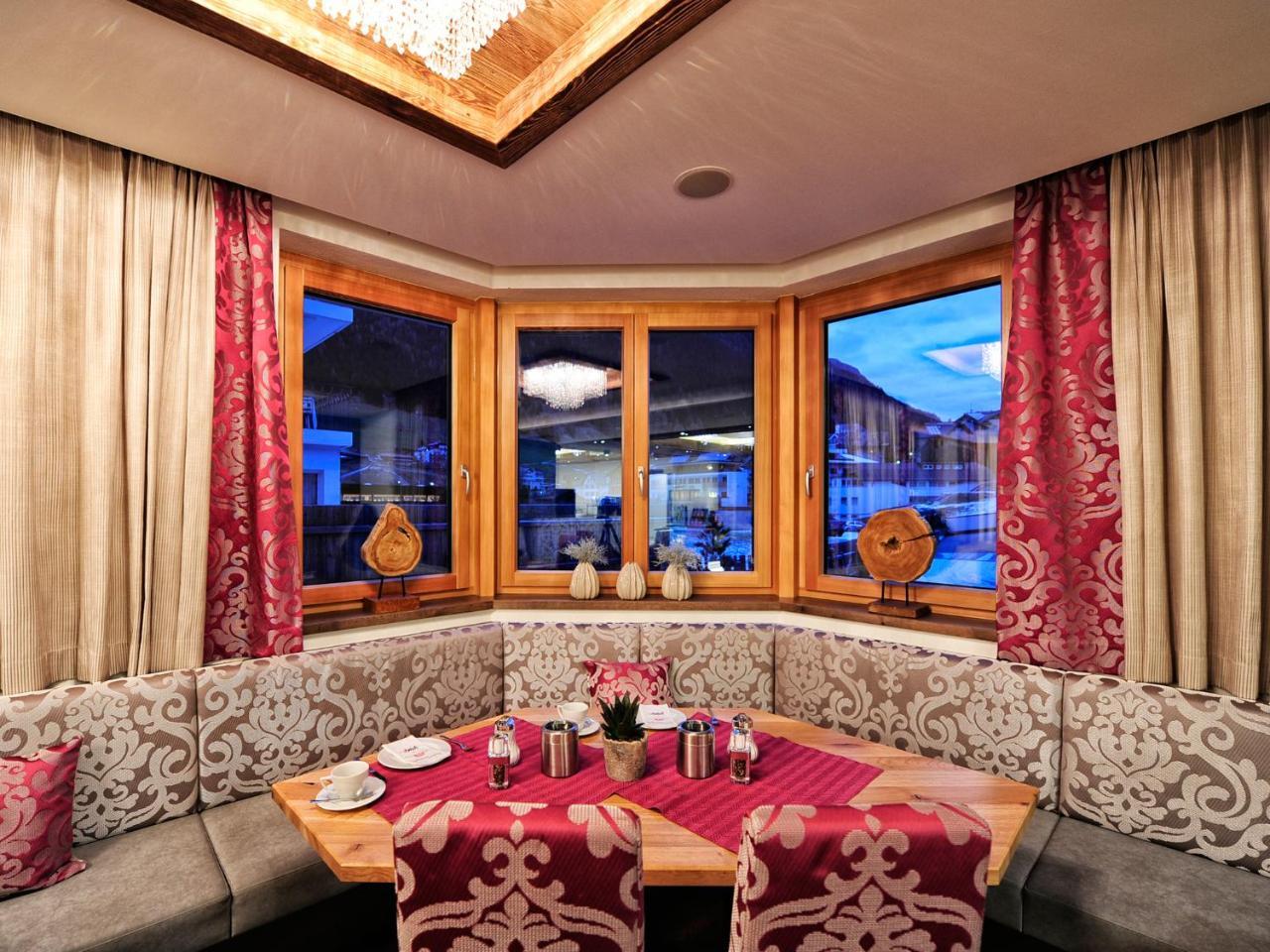 Hotel Ferienglueck Ischgl Zewnętrze zdjęcie