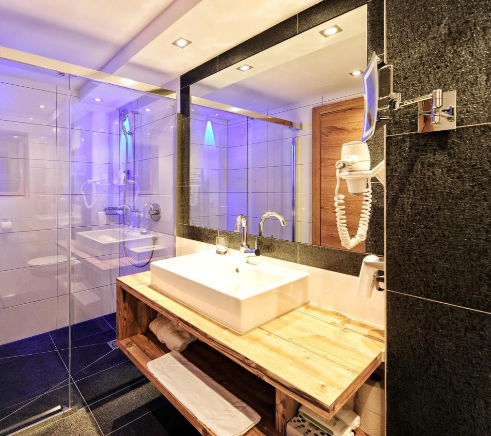 Hotel Ferienglueck Ischgl Zewnętrze zdjęcie